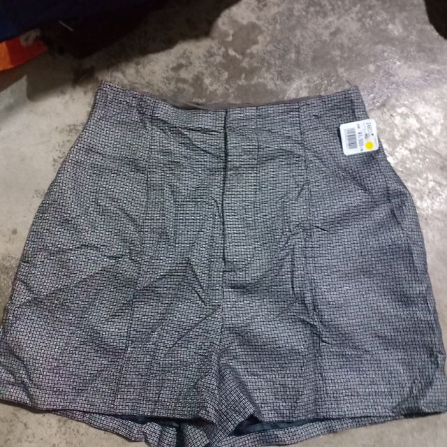 Quần short nữ