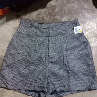 Quần short nữ