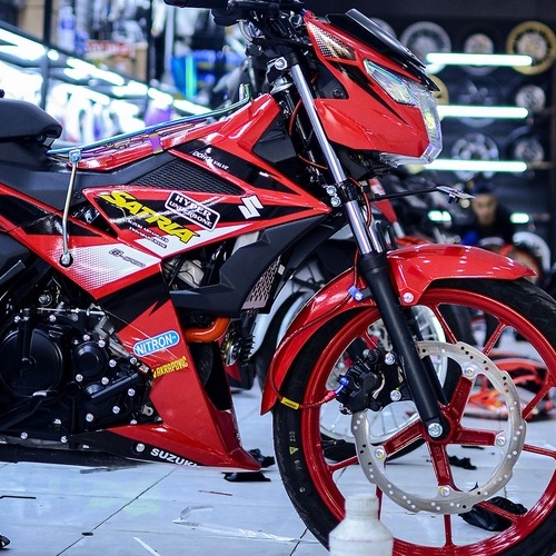 Tem trùm, tem rời zin satria,raider đỏ trắng đen chất liệu keo in mccal màng bóng