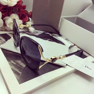 Kính râm nữ Dior hàng cao cấp pull box