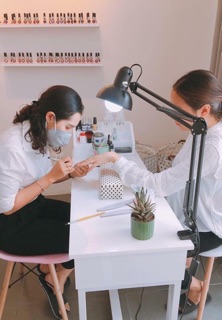 Đèn làm mi nail