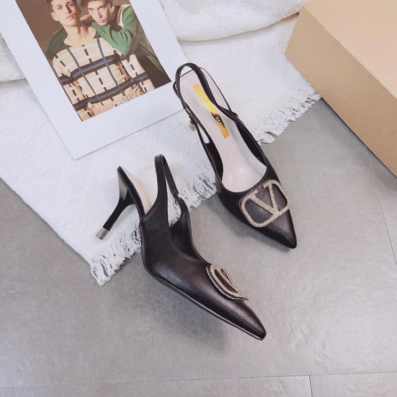 Giày cao gót da sần mũi nhọn tag V đá vàng hở gót cao 7-8p hàng loại 1 cực đẹp