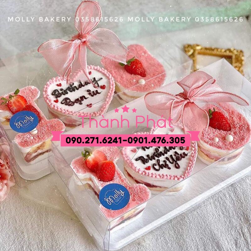 5 Bộ hộp mica kèm chữ I + U hoặc chữ LOVE đựng bánh mousse, tiramisu, panna cotta
