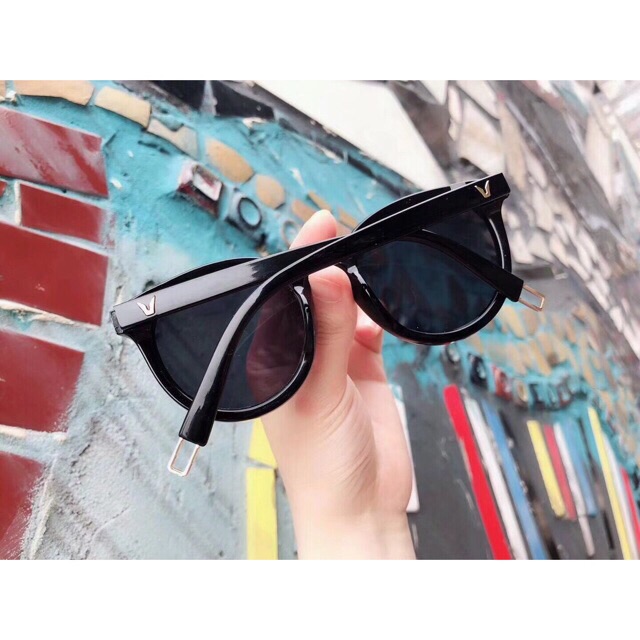 Kính thời trang mắt mèo phong cách Hàn Quốc