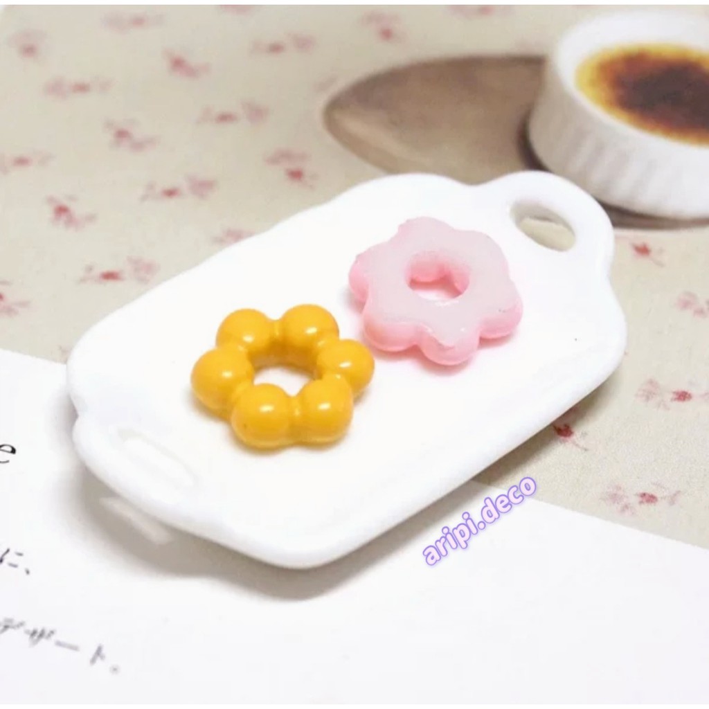 Charm Bánh rán vòng tay tí hon B44 /Nguyên liệu làm slime resin trang trí