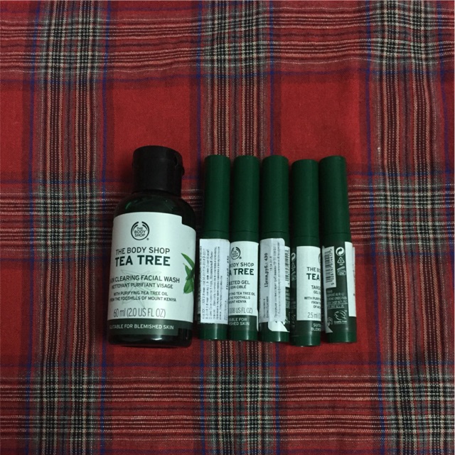 CHẤM MỤN THE BODYSHOP