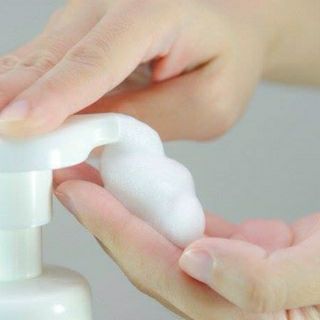Nước rửa tay hữu cơ Layer Clean can 5L