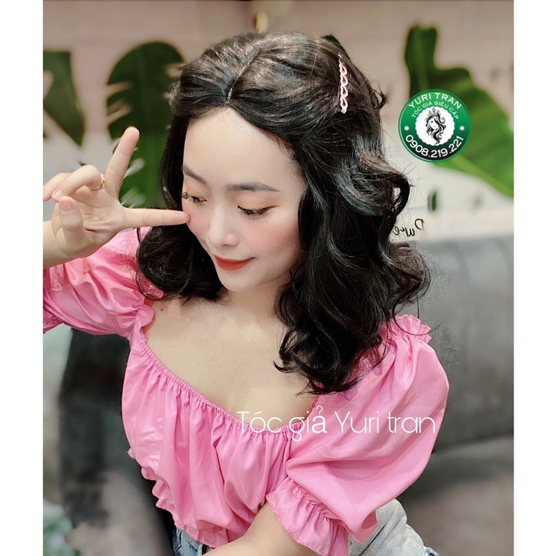 TÓC GIẢ NGUYÊN ĐẦU SIÊU DA ĐẦU XOĂN SÓNG TO NGẮN 30cm YURI VỪA VỀ SIÊU XINH LUÔN Ạ