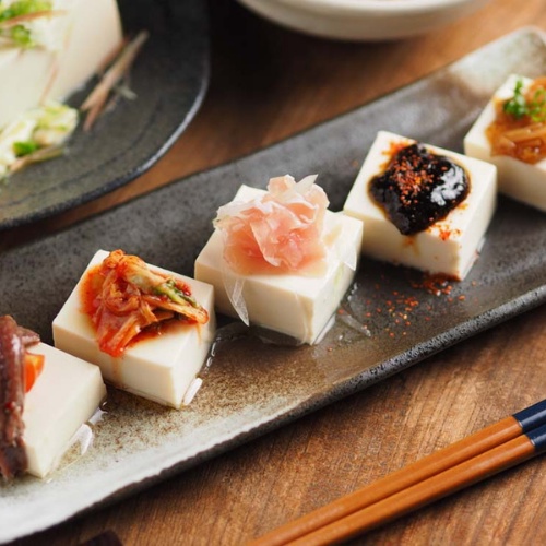 [CHỈ GIAO HCM] Đậu phụ lạnh Hiyayakko Shiki Tofu ăn liền 300G