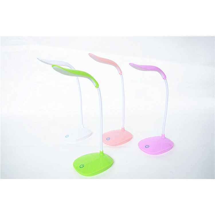 Đèn led cảm ứng 3 chế độ,để bàn học sạc USB chống cận thị