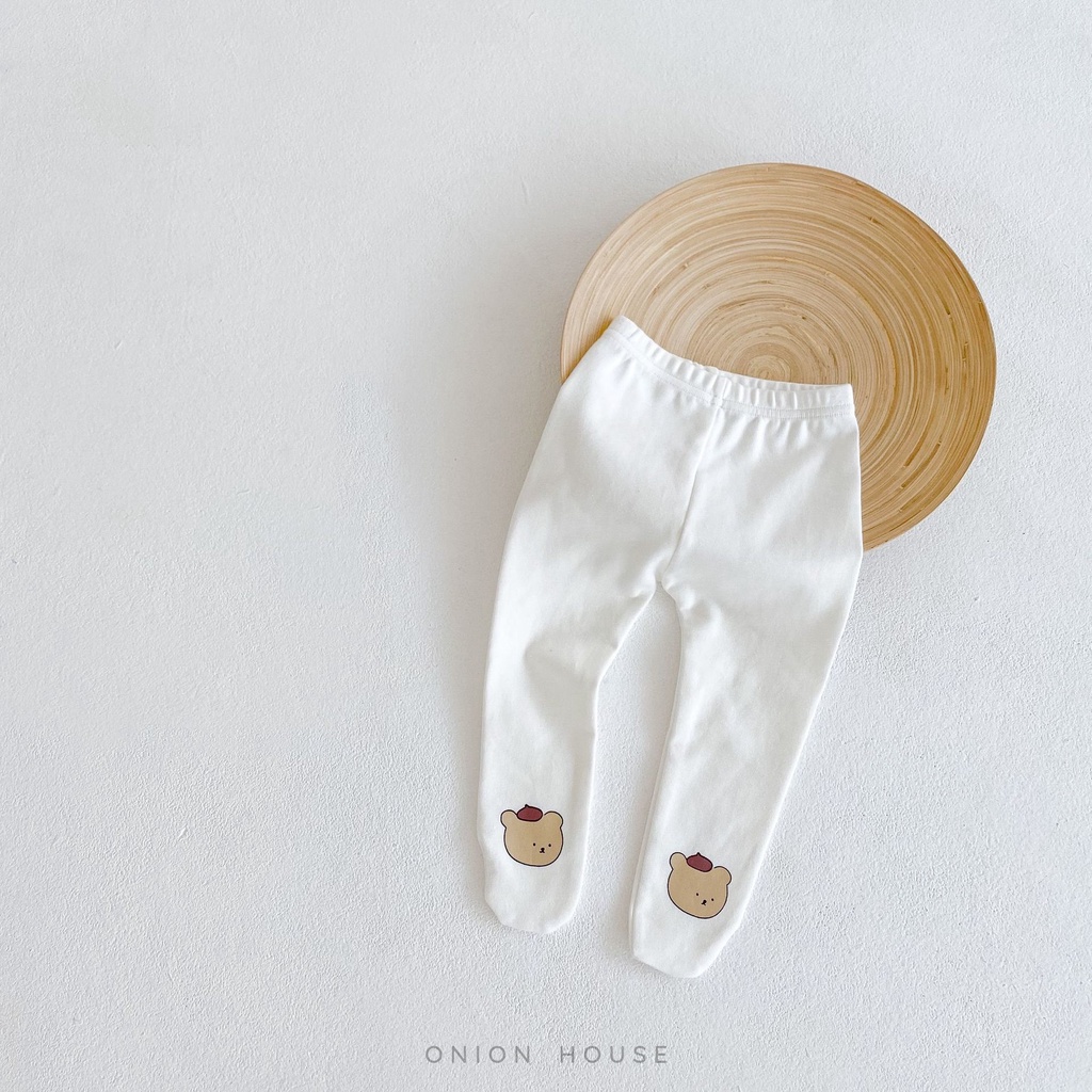 Bộ liền thân dài tay con gấu kèm tất quần bé trai bé gái