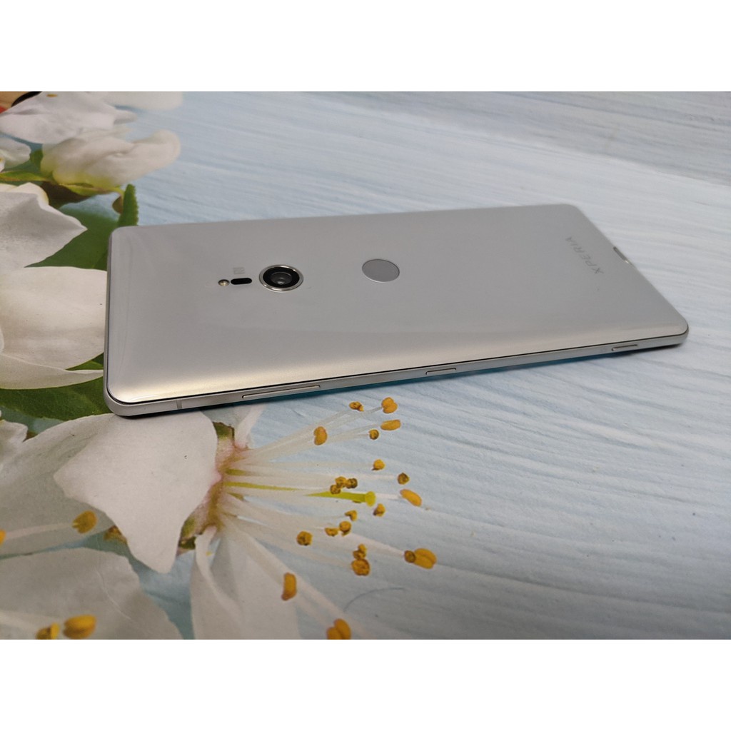 Điện thoại Sony Xperia Xz3 Nhật 1 sim ram 4gb/64g chip 845