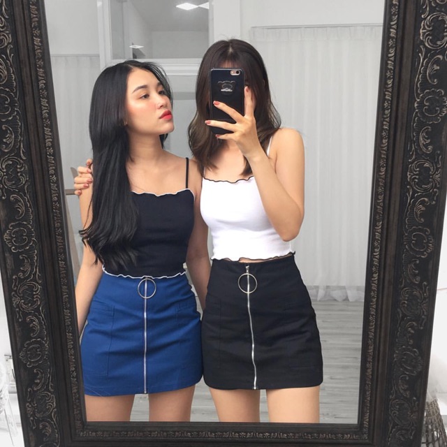 Croptop cami cuốn biên