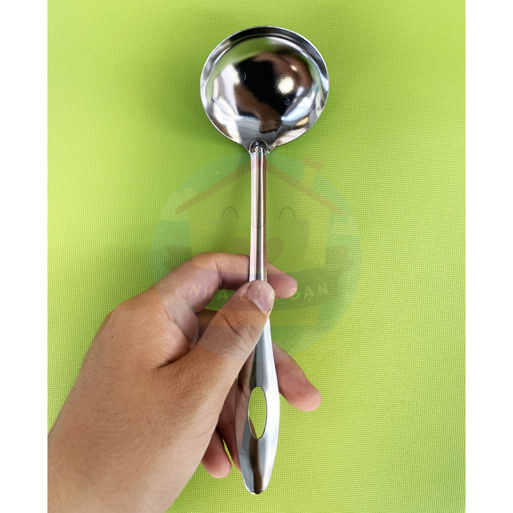 Vá (muỗng) múc canh chất liệu 100% Inox bóng loáng các loại, giá lẻ rẻ như giá buôn - Nhà Của Bạn