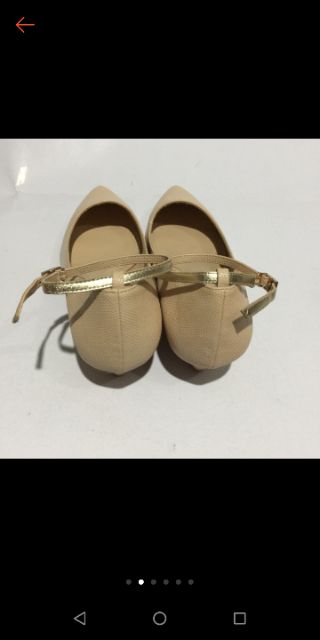 Size 38. Mới 99%. Chính hãng VASCARA. GIÀY BÍT MŨI ĐẾ XUỒNG cao 3cm