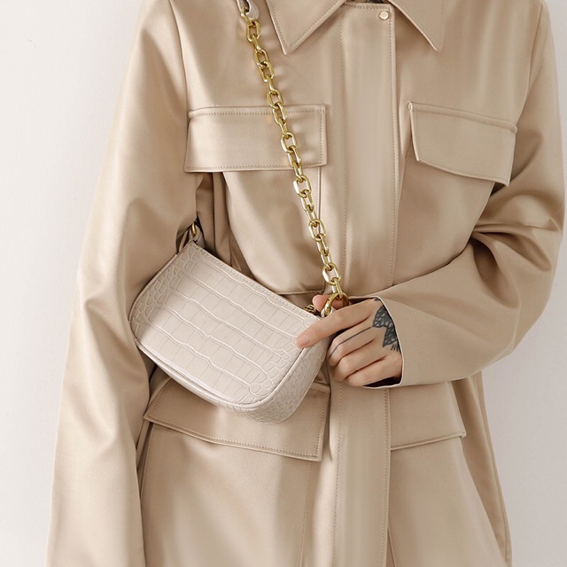 Ví kẹp nách da sần quai xích xuất Hàn S026