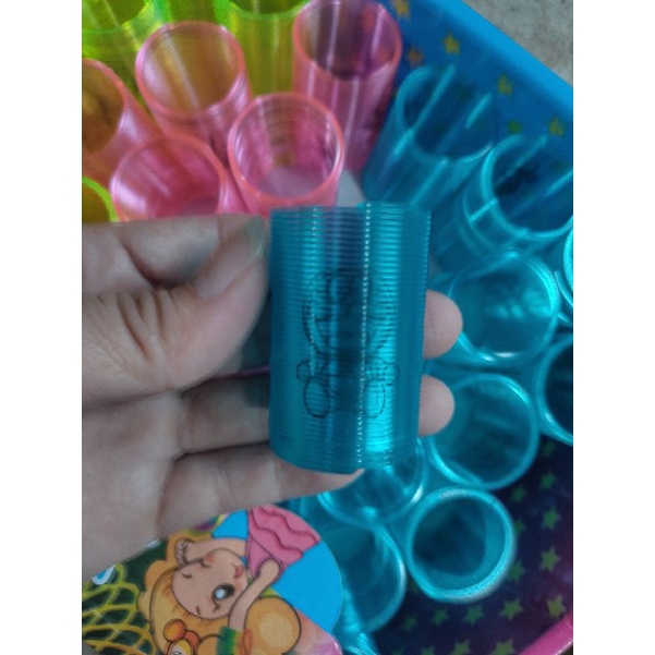 10 chiếc lò xo phát sáng dạ quang cho bé, trang trí derco phát sáng ban đêm