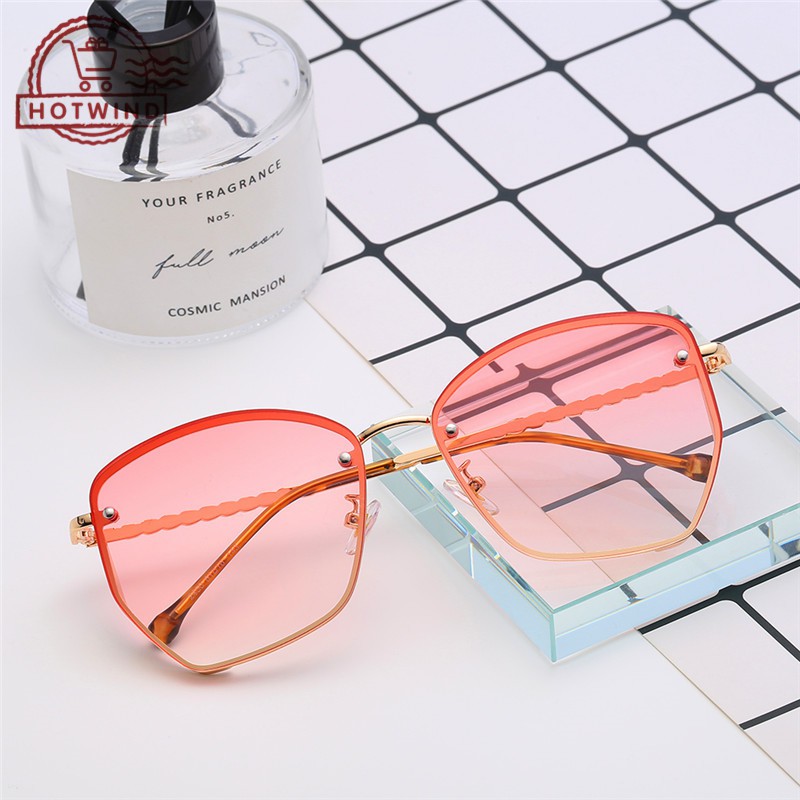 Kính mát chống tia cực tím thời trang cho nữ