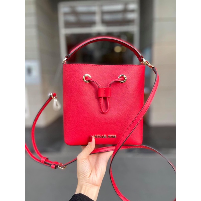 Túi đeo chéo nữ michael kors