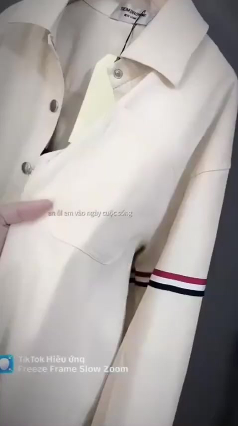 [Mã TOPS06 giảm đến 10k đơn 99k] Áo Sơ Mi Thom Be Cúc Bấm Vải Cotton Lụa Kiểu Dáng Khoác Hiện Đại Form Rộng Mẫu Hot 2023 | BigBuy360 - bigbuy360.vn