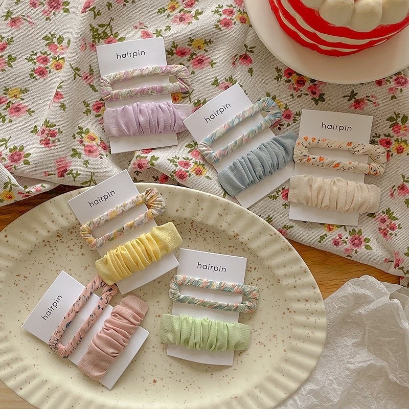 Set 2 kẹp tóc hoa xinh xắn