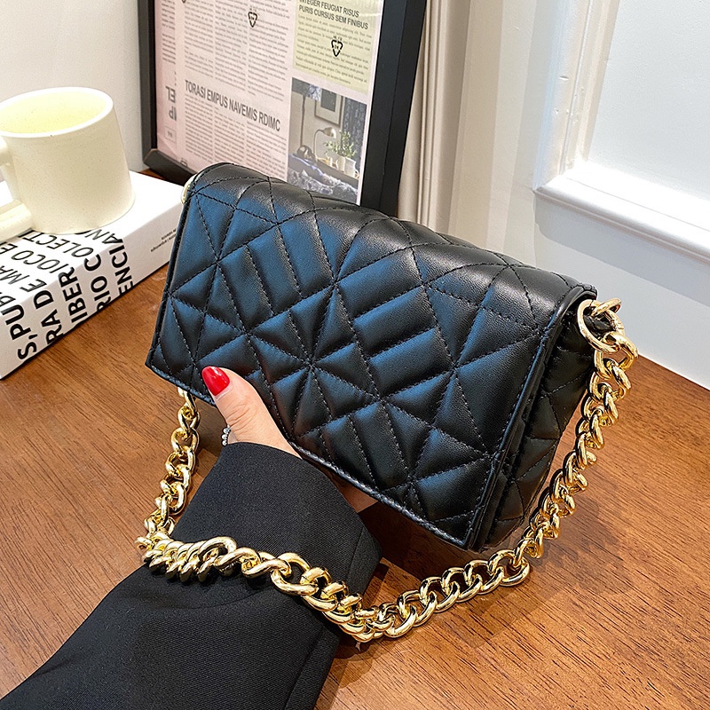 Túi Đeo Vai Phối Dây Xích Thời Trang Chất Lượng Cao 2022