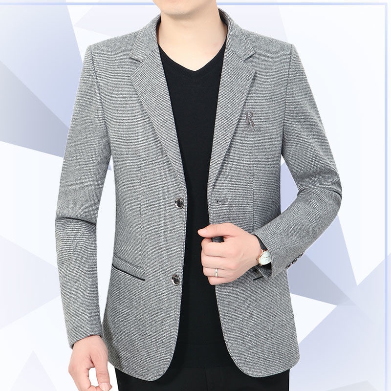 Áo khoác phong cách thời trang size tiêu chuẩn cho nam trung niên
