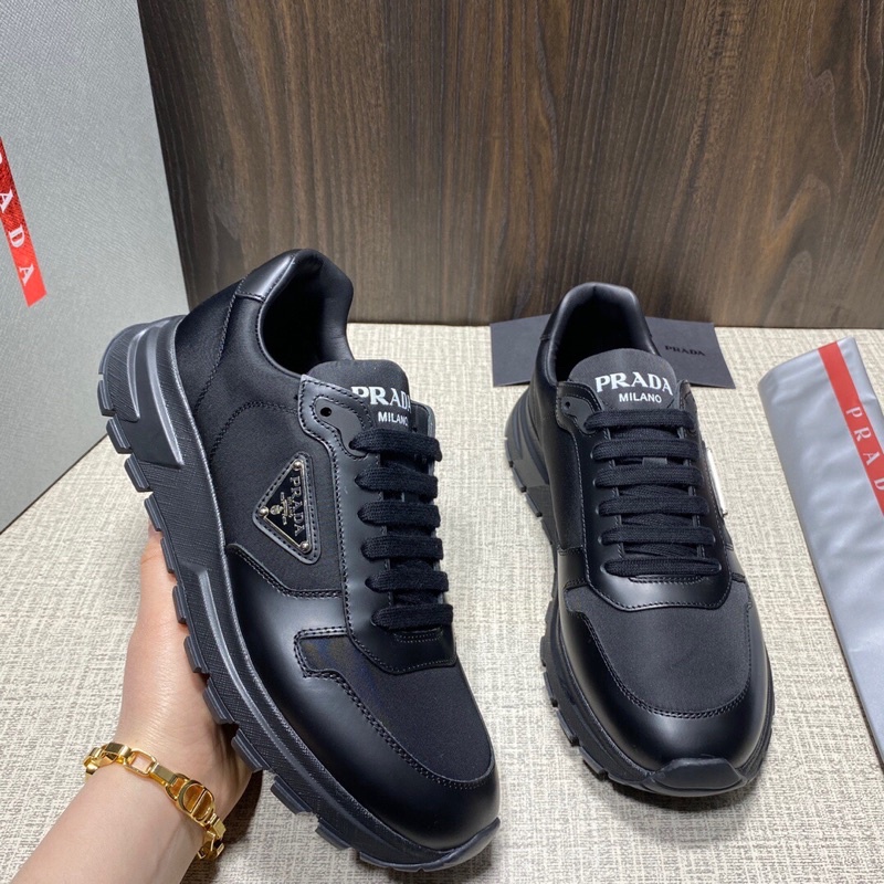Giày thể thao nam cao cấp logo thương hiệu Prada phối da thật thoáng khí đế cao su chống mài mòn