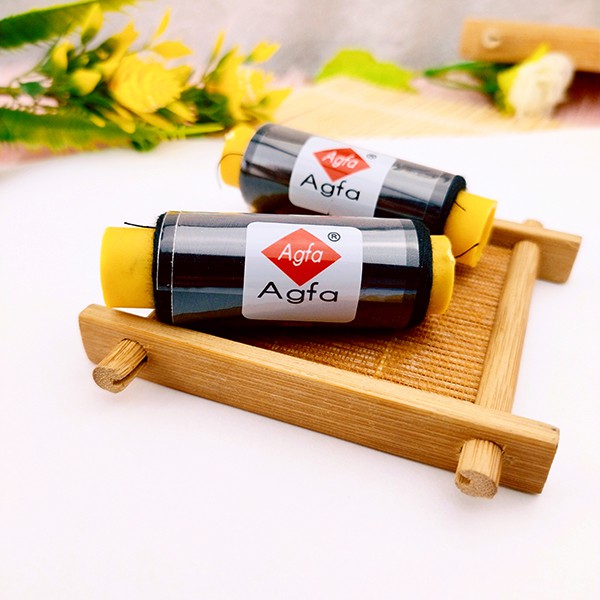 Combo 4 cuộn chỉ đen giá rẻ thông dụng