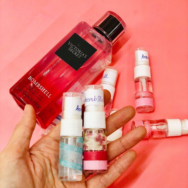 [𝐅𝐞𝐦𝐦𝐢𝐞💝] Xịt Thơm Body Victoria’s Secret Splash of Berry (30ml-50ml-100ml) 💘Chính Hãng💘