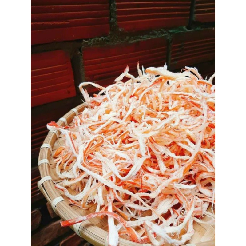 1 lon 200gr mực hấp nước dừa