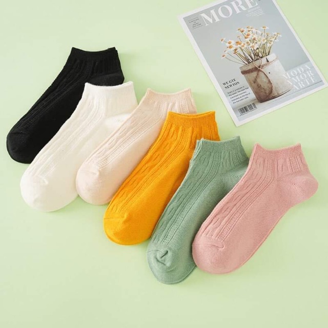 Tất len mỏng cổ ngắn hoạ tiết len vằn