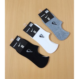 1 đôi tất thể thao Nike