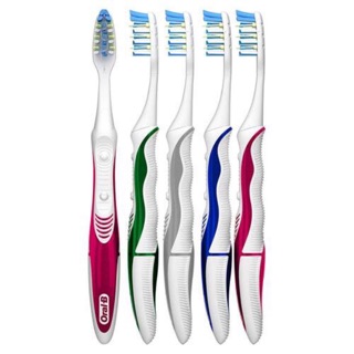 Bàn chải răng pin Oral-B 3D