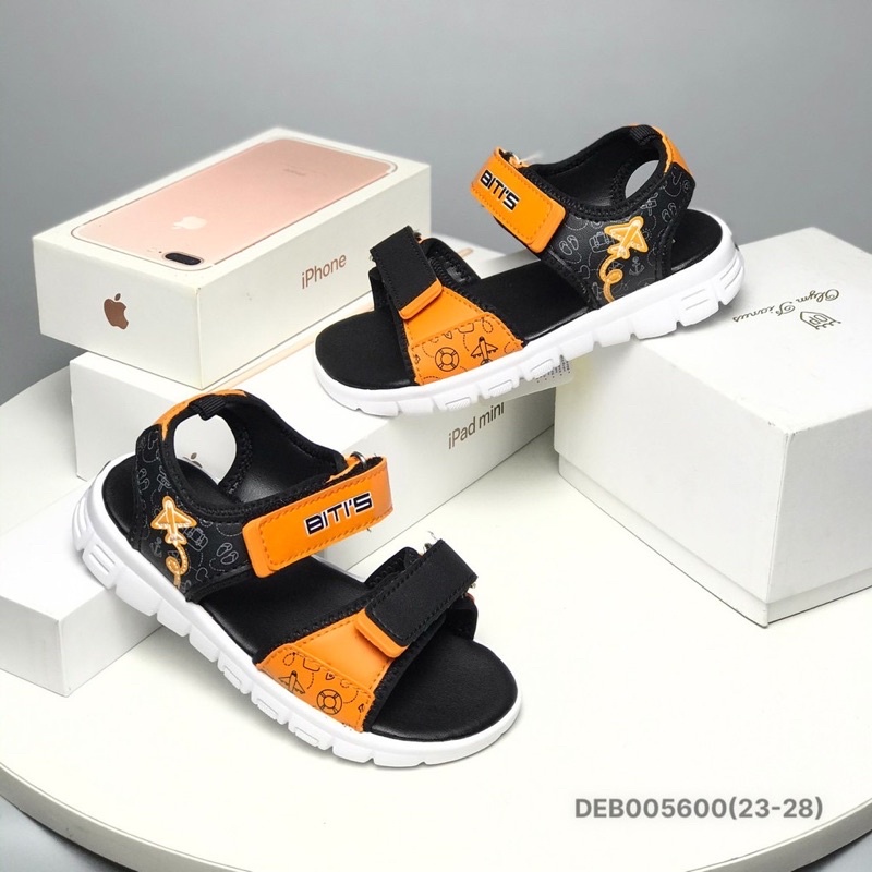 ☘dép sandal bé trai☘️❤️size 23-28❤️sẵn hàng
