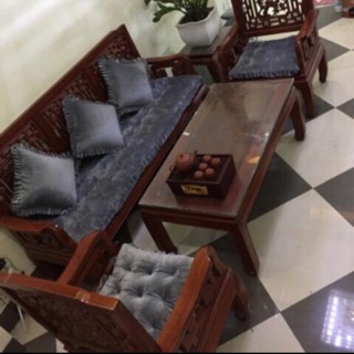 Thảm trải ghế  hàng đặt màu nâu