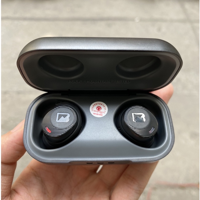 Tai nghe thể thao True Wireless Braven Flye Sport Rush - new openbox