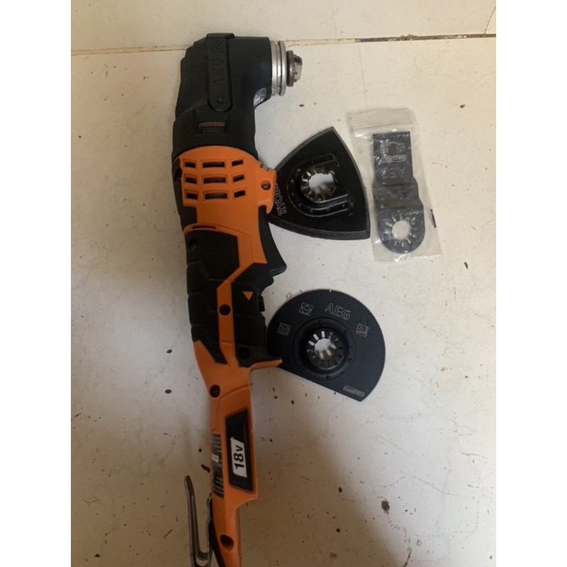 Thân máy cắt rung pin AEG 18v