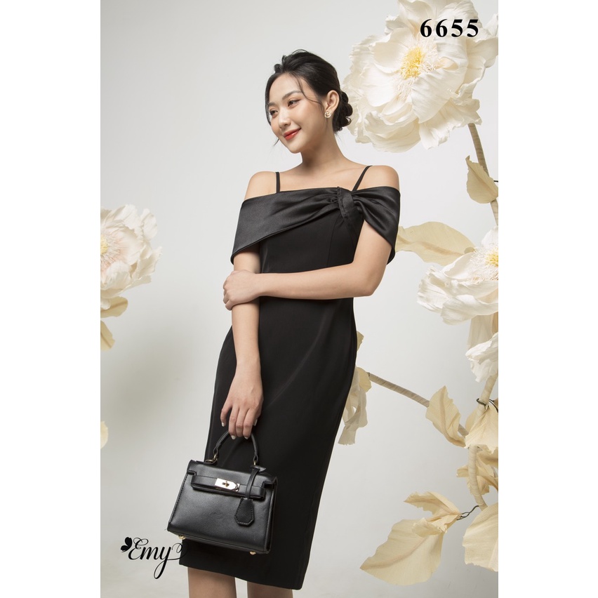 [Mã BMLT35 giảm đến 35K đơn 99K] Đầm EMY EM6655 Body Đen 2 Dây Vai Choàng