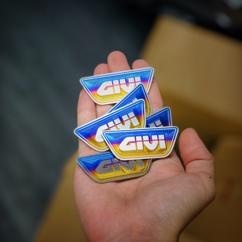 Tem Titan Logo Givi Có Sẵn Keo 3M Thích Hớp Dán Thay Thế Logo Givi Thùng Giữa Loại G12N