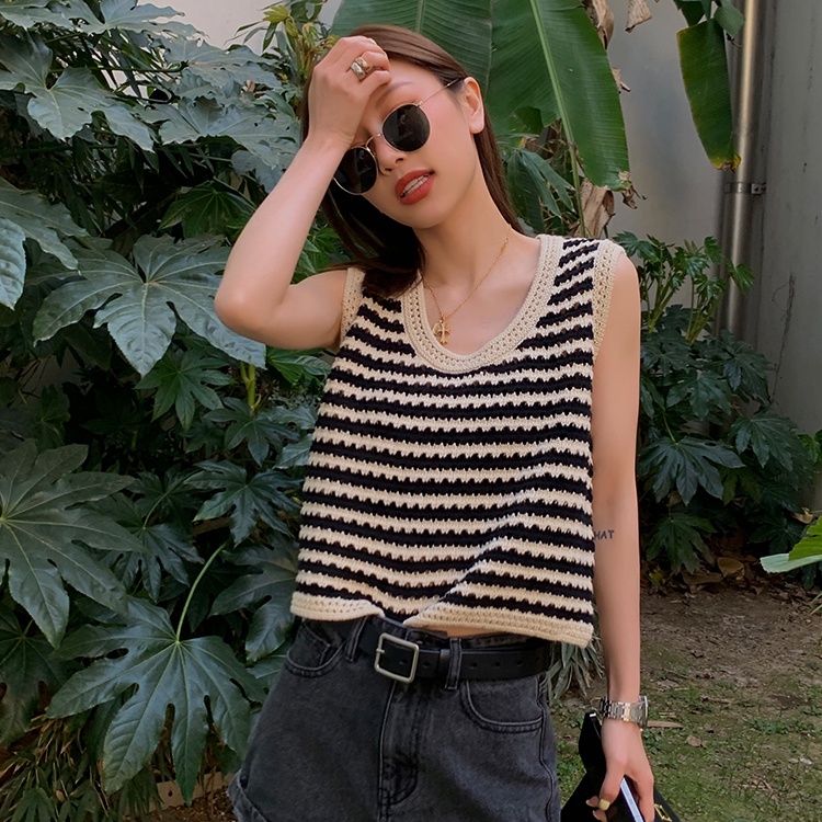 Áo Croptop Sát Nách Hoạ Tiết Kẻ Sọc Thiết Kế Mới Thời Trang Mùa Hè