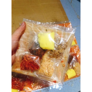 1 xâu bánh tráng dẻo cay bơ