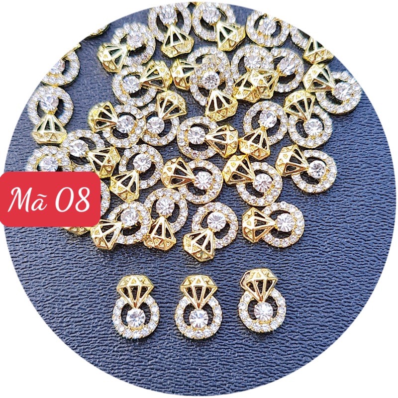 mẫu charm bản to gắn móng tay chân