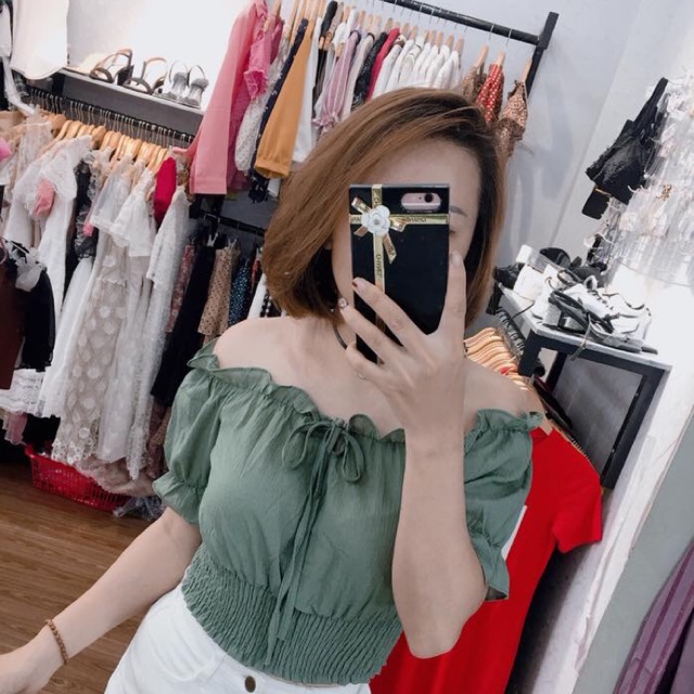 Áo croptop chun eo trễ vai