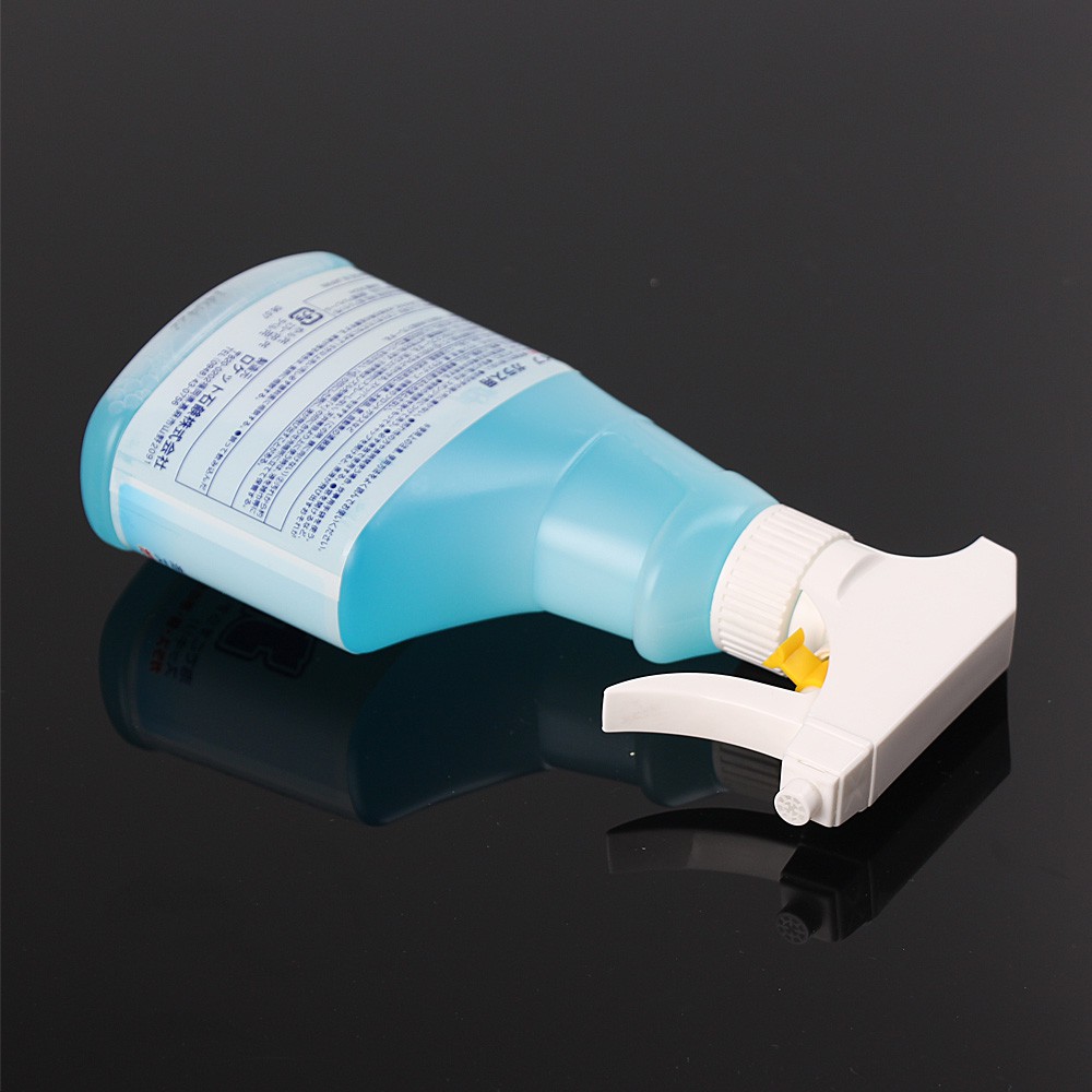 Chai xịt vệ sinh kính, gương Rocket Nhật Bản 300ml