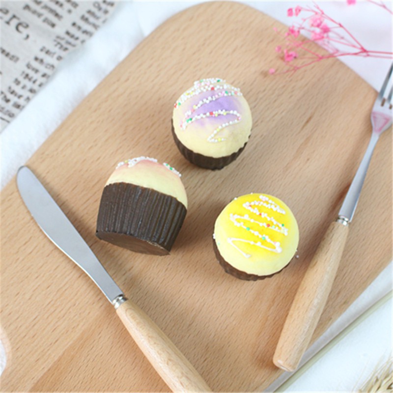 4cm CAKE Pendant Scented Charm Slow Rising Collection Squeeze Stress Reliever Toys key ring