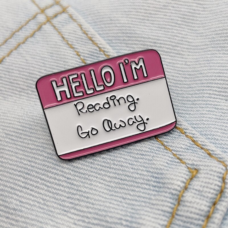 Pin cài áo bảng chữ Hello I'm Allergic to People/ Hello I'm Yours/ I'm Cuter Than You - GC064