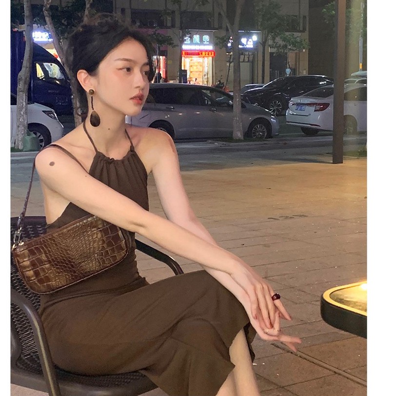 QKOOLE Đầm dệt kim  thiết kế dáng ôm phong cách Hàn Quốc quyến rũ cho nữ