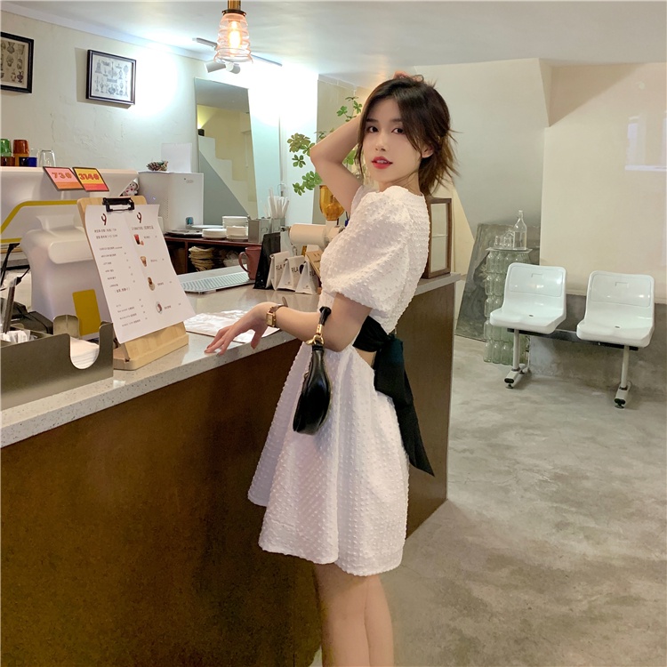 Đầm nữ LEEVA vải xốp mềm thắt nơ sau nhẹ nhàng phong cách tiểu thư D041