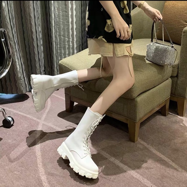 [Kèm video cận chất SẴN Trắng 37, đen 37] Boots cổ cao đế chiến binh mẫu mới có màu trắng và đen | BigBuy360 - bigbuy360.vn